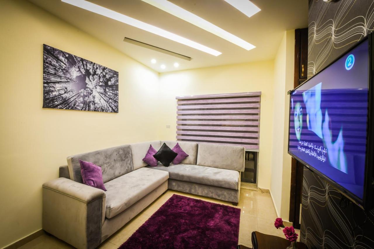 อัลคีมาห์ เซอร์วิส อพาร์ทเมนท์ Hotel อัมมาน ภายนอก รูปภาพ